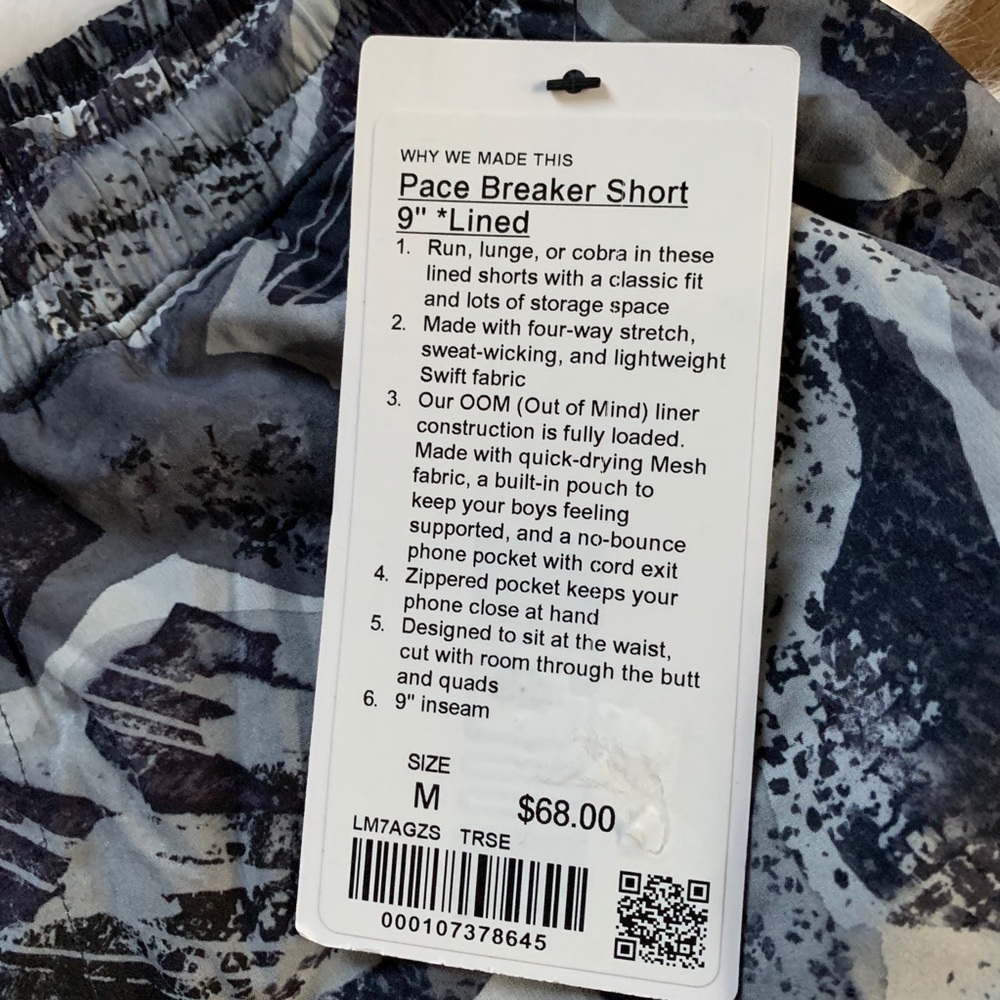 Lululemon pace breaker shorts lined men’s medium - Picture 2 of 5